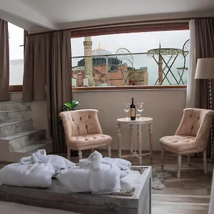 Hotel Fuego Design